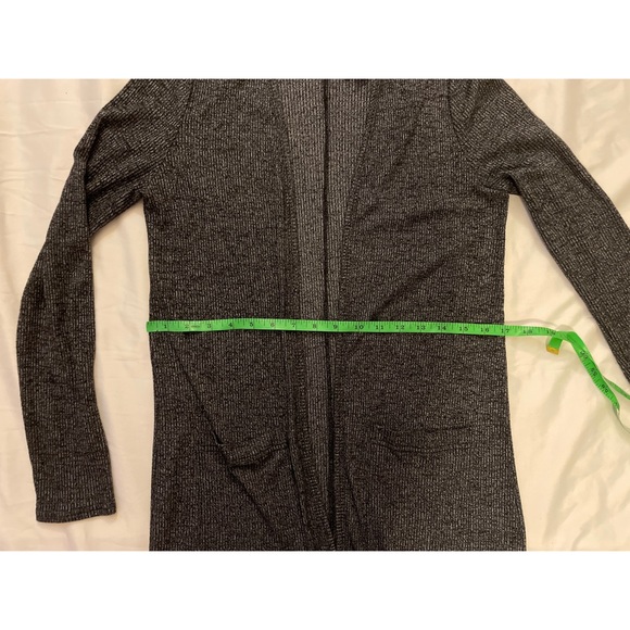 Cape Juby Lightweight Cardigan - Picture 3 of 7